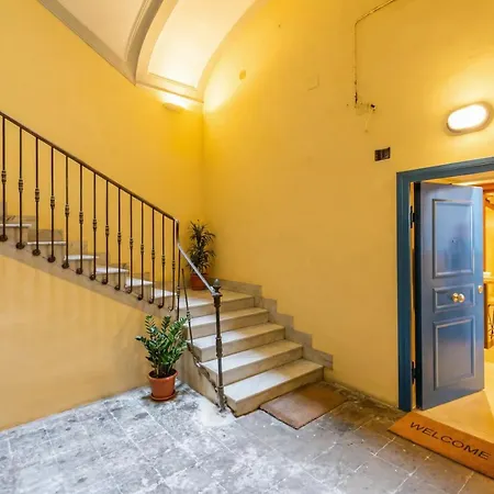 Loft * Naples
